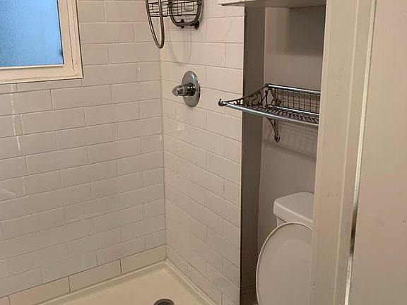 5th image of 1551 S Washington St