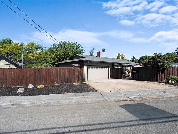 3rd image of 4549 Rinconada Drive