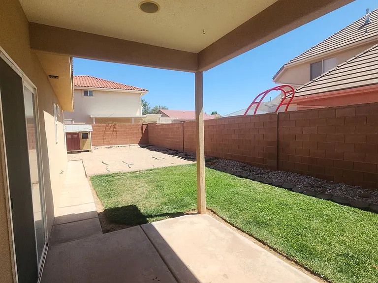 42 N Eastridge Dr — Photo 20