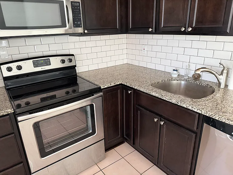 112 Prospect Rd — Photo 10