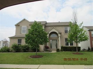 8256 Blue Jay Dr, Ypsilanti, MI 48197