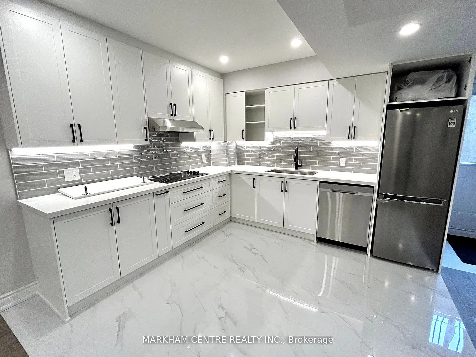 2 bed, $2,200 — Photo 3