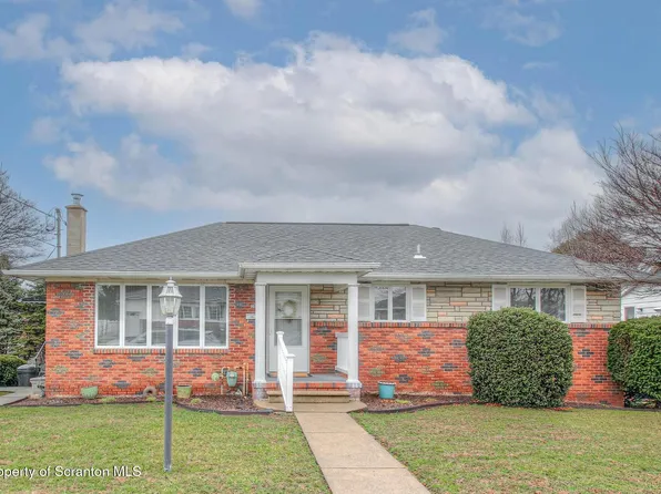 3904 Winfield Ave, Moosic, PA 18507