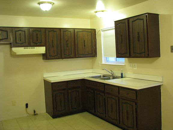 3rd image of 5722 Harrison St