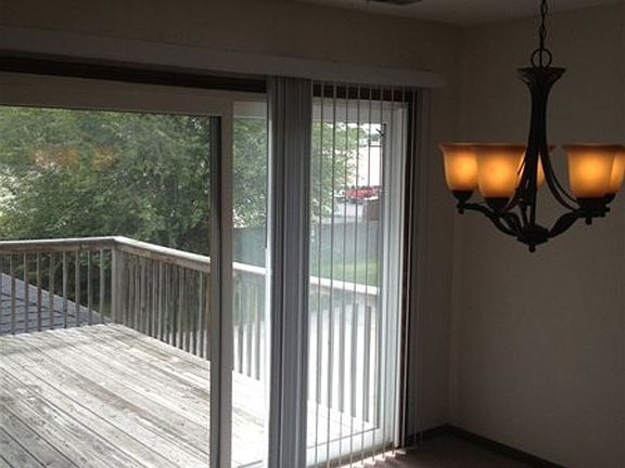 4th image of 6725 Worth Ave