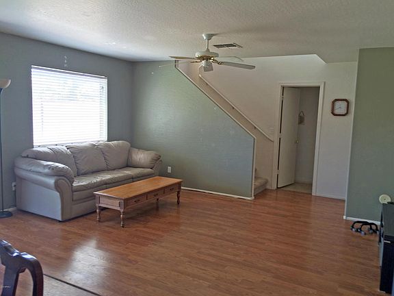 5th image of 43577 W Colby Dr
