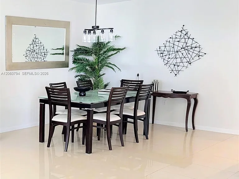 10275 Collins Ave #1106 — Photo 4