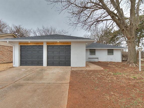 2nd image of 3701 Veterans Ln