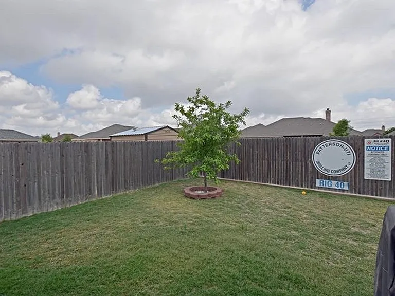 7309 Raphael St — Photo 19