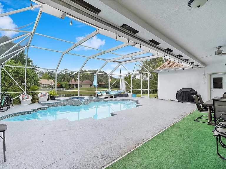 9251 NW 42nd Ct — Photo 35