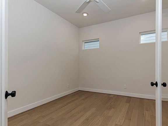 4th image of 38 Honeycomb Ridge Pl