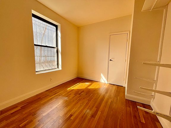 3rd image of 729 Lafayette Ave #B1