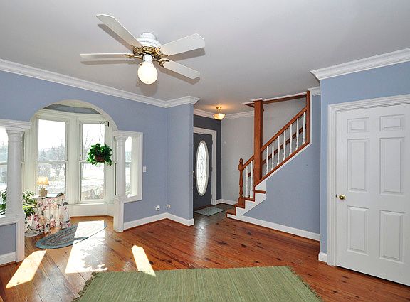 3rd image of 620 Julian St
