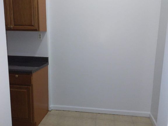 5th image of 45 E Mosholu Pkwy N APT 1K