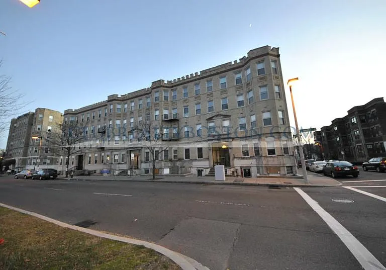 45 Chester St #B2 — Photo 1