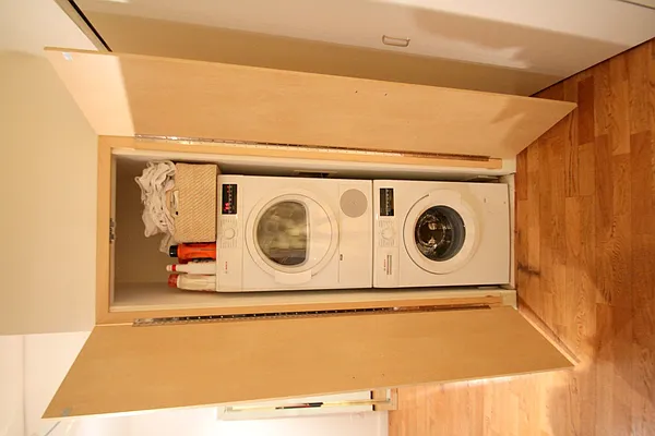 Rented by Nest Seekers International | media 12