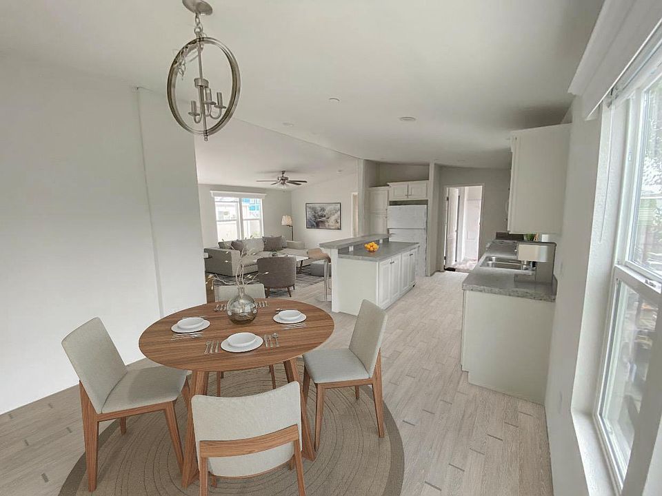 2nd image of 2555 Mifflin Ave #338