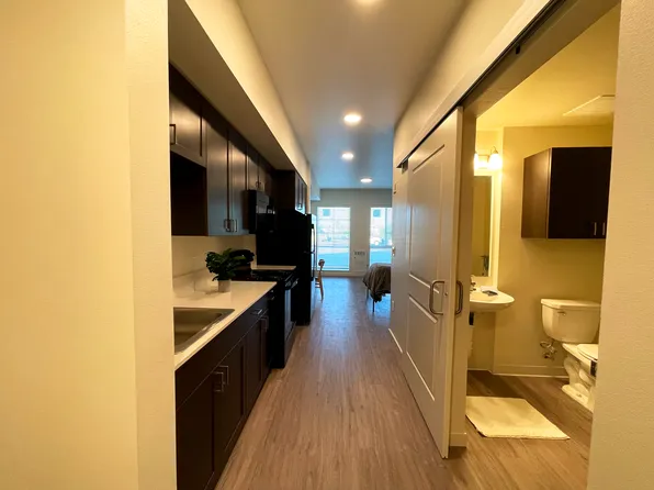 Santa Maria Studios, 2660 Santa Maria Way #Fe1748f9c, Santa Maria, CA 93455