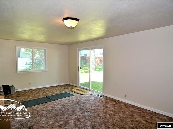 4th image of 5 Shannon Dr