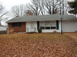 1415 Cheshire Ln, Saint Louis, MO