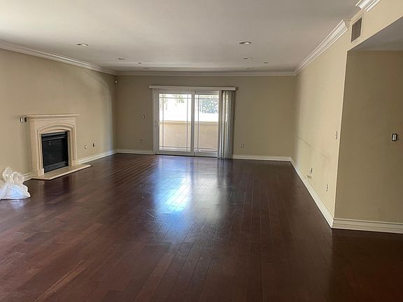 3rd image of 11860 Kiowa Ave #306