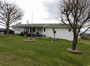 1960 S Leatherwood Rd, Bedford, IN 47421