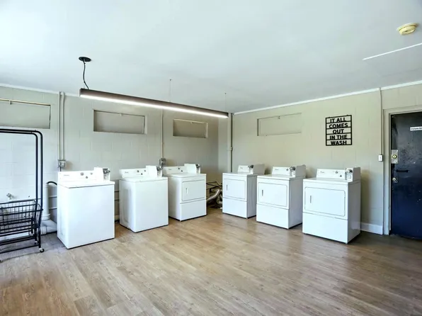 Morning Tide Apartments