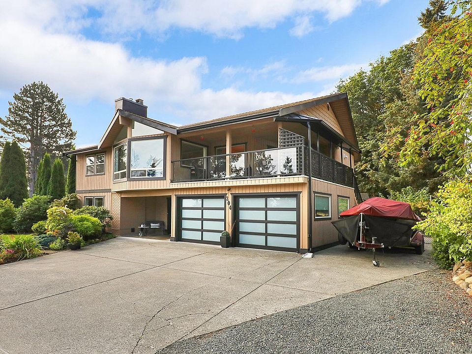 1st image of 204 Spindrift Rd