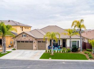 11021 E Promontory Way, Clovis, CA 93619