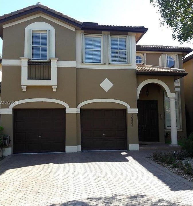 1st image of 10962 NW 48th Ln