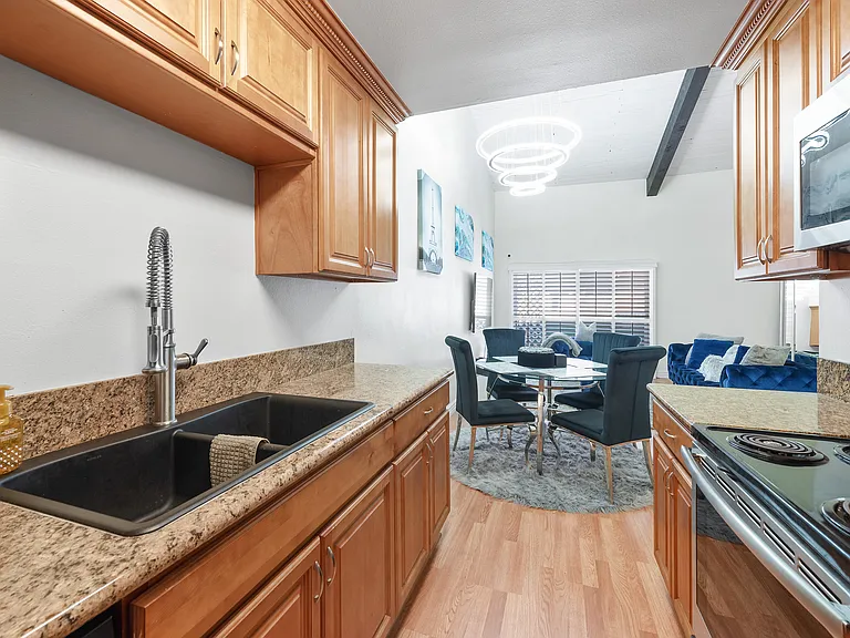 5460 White Oak Ave #B309 — Photo 14
