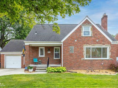 425 Madison St, Grosse Pointe Farms, MI, 48236