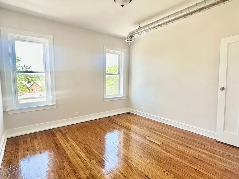 3701 W Division St #2 — Photo 6