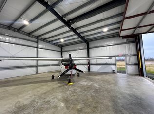 8814 Taxi Way Three, Manvel, TX 77578