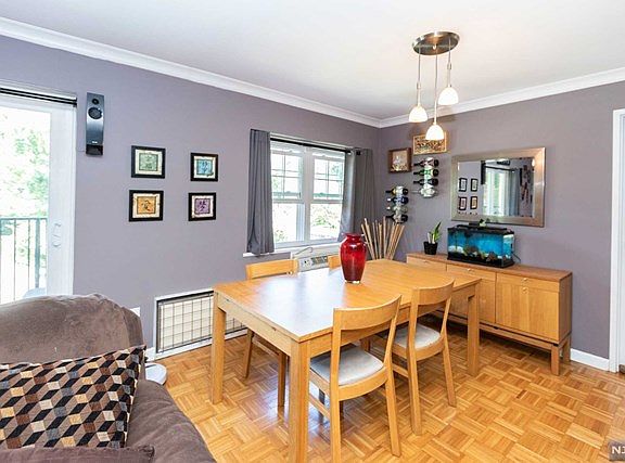 5th image of 550 Fairview Ave #210-5210