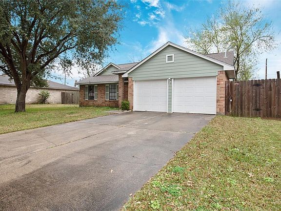 2nd image of 1909 Eastwind Dr