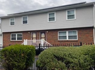 51-53 Holyoke St, Lynn, MA 01905