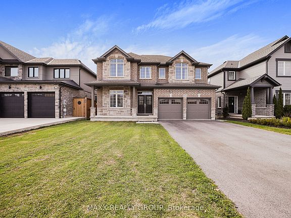 3rd image of 9354 Shoveller Dr