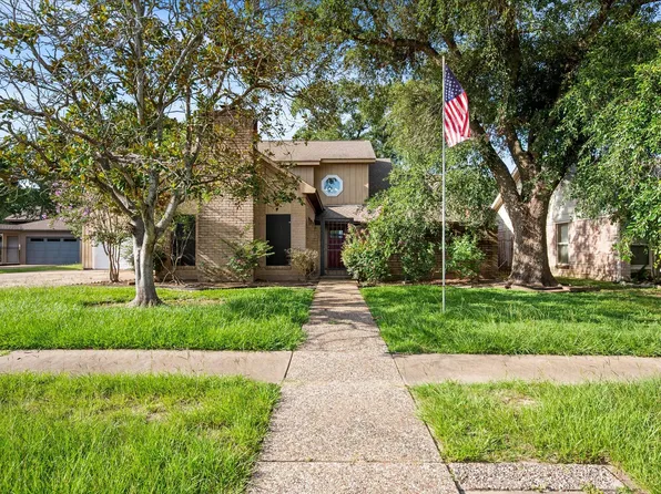 15626 Four Leaf Dr, Houston, TX 77084