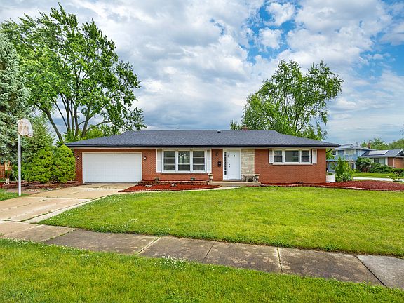 2nd image of 445 E 168th Pl