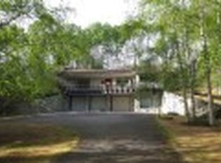 252 Crest Dr, Fairbanks, AK 99712
