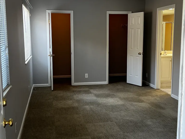 4204 Browns Ln #104 — Photo 6
