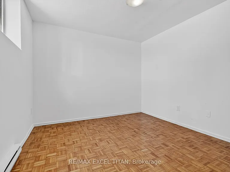 1042 Sheppard Ave W #G1 — Photo 8