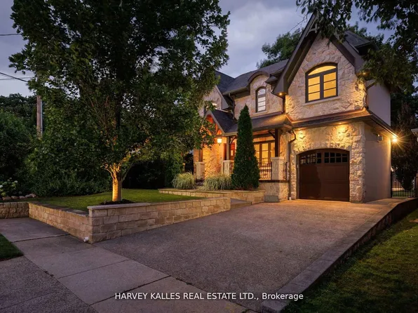 38 Westmount Park Rd, Toronto, ON M9P 1R6