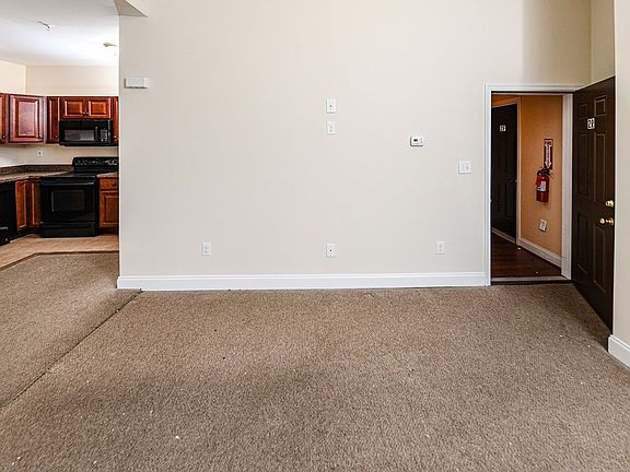 5th image of 2031 Saint Paul St APT 2R