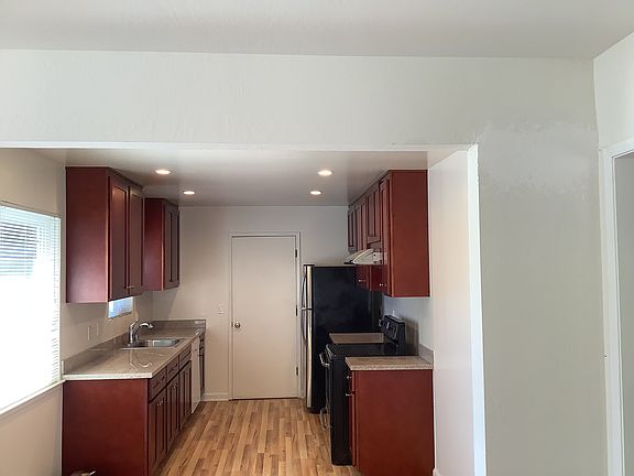 2nd image of 1041 Madison Ave #1041
