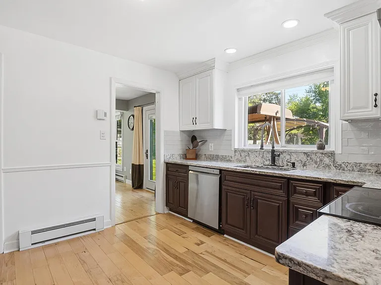 16195 Madoline St — Photo 16