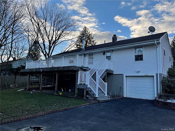 3rd image of 8 Jerrys Ave