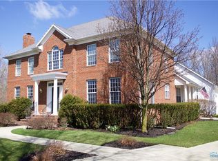 1562 Hampton Ave, Defiance, OH 43512