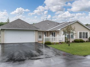 2832 Salem Meadows Dr SW, Rochester, MN 55902